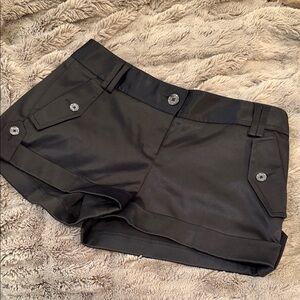 Black Women's dress shorts express sz 4 nwt